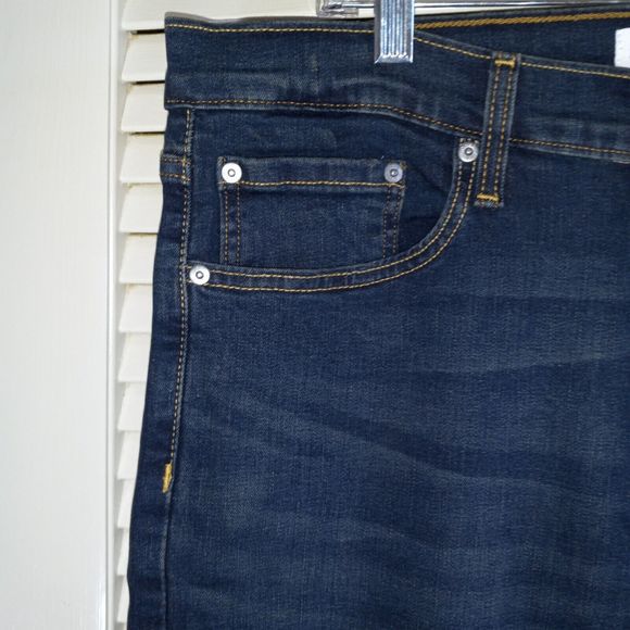 Signature Levi Strauss Jeans S51 Straight Size 36X34 (Actual 36X33.5") Dark Wash - Picture 5 of 15